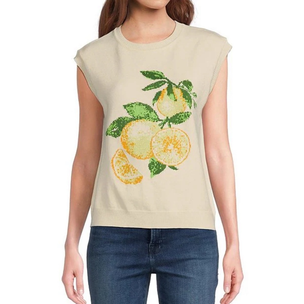 Skies Are Blue Cream Tee with Citrus Print, NWT size M